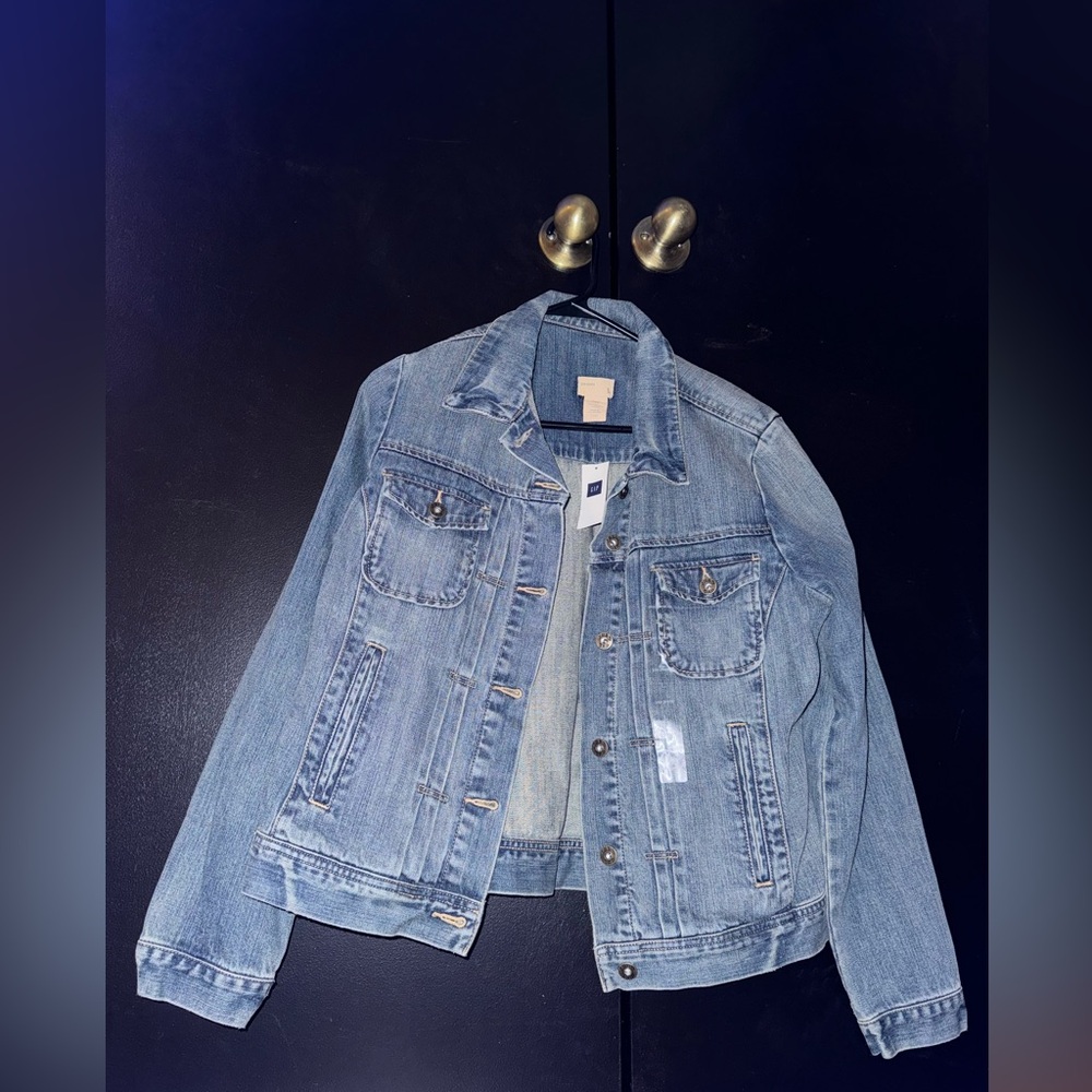 Gap Jean jacket - size large